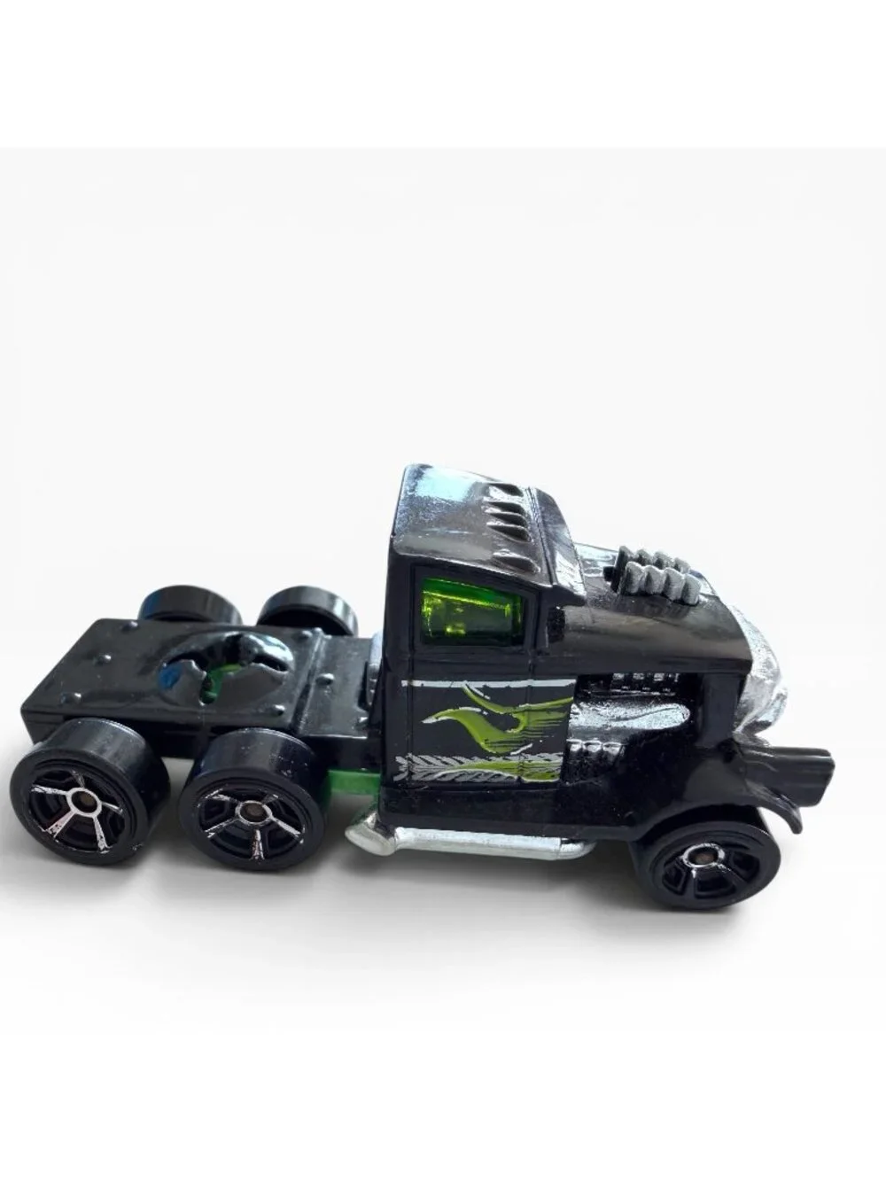 Mattel Bone Blazer Hot Wheels Skull Black Green Flames Diecast Toy Truck